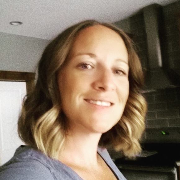 Meet your Posher, Jade - Picture 1 of 1